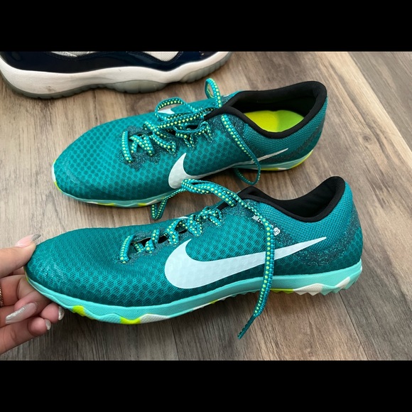 Nike Zoom Rivals XC Neon Running Shoes - Picture 3 of 6
